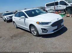 3FA6P0SU6KR100439 2019 FORD FUSION