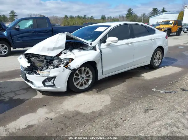 3FA6P0SU6KR110873 2019 FORD FUSION - Image 2