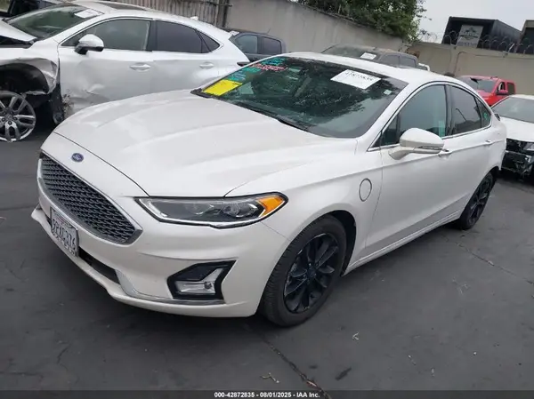 3FA6P0SU6KR134705 2019 FORD FUSION - Image 2
