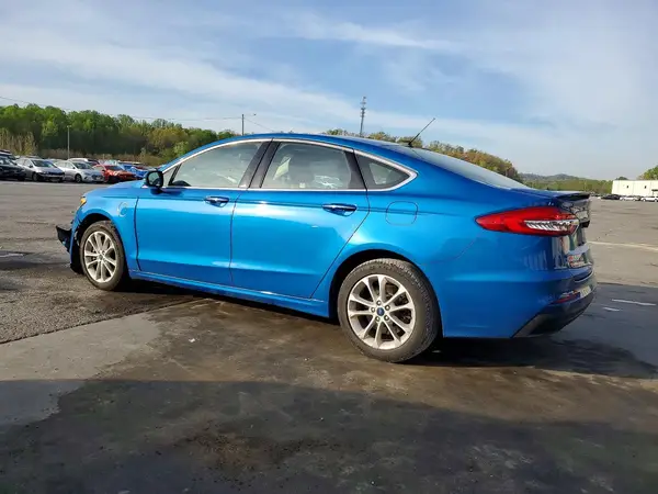 3FA6P0SU6KR144005 2019 FORD FUSION - Image 2