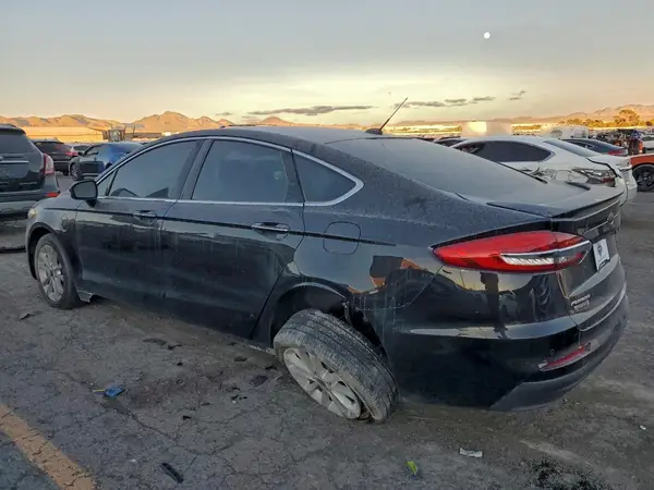 3FA6P0SU6KR144439 2019 FORD FUSION - Image 2
