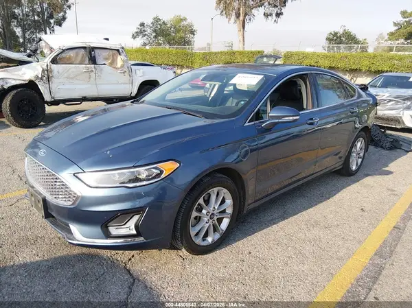 3FA6P0SU6KR178980 2019 FORD FUSION - Image 2