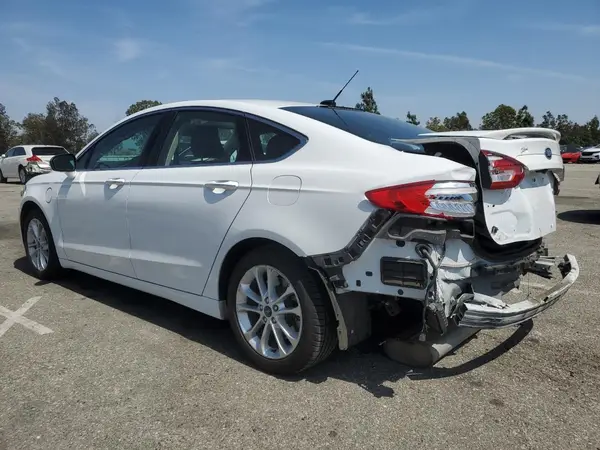 3FA6P0SU6KR183595 2019 FORD FUSION - Image 2