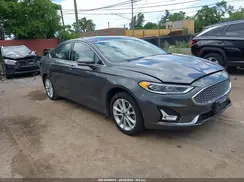 3FA6P0SU6KR228194 2019 FORD FUSION