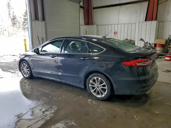 3FA6P0SU6KR244413 2019 FORD FUSION - Image 2