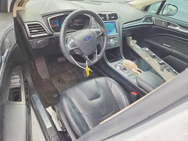 3FA6P0SU6LR132468 2020 FORD FUSION - Image 8