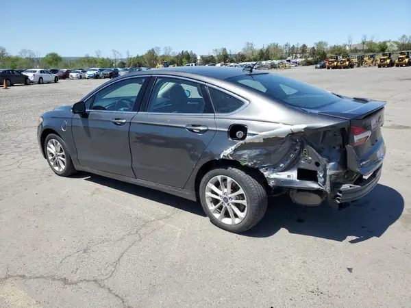 3FA6P0SU6LR181556 2020 FORD FUSION - Image 2