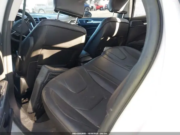 3FA6P0SU7GR187033 2016 FORD FUSION - Image 8