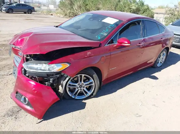 3FA6P0SU7GR241673 2016 FORD FUSION - Image 2