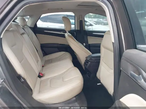 3FA6P0SU7GR253421 2016 FORD FUSION - Image 8