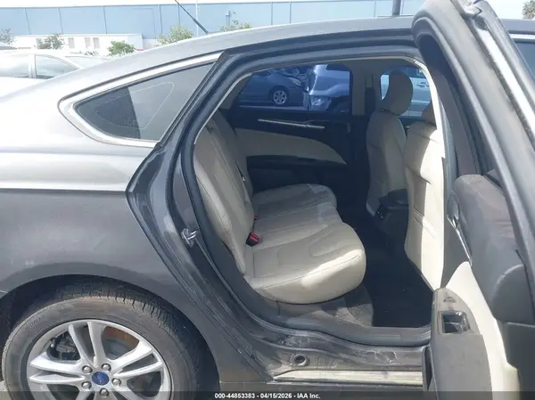 3FA6P0SU7GR357410 2016 FORD FUSION - Image 8