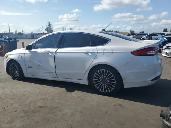 3FA6P0SU7HR188703 2017 FORD FUSION - Image 2