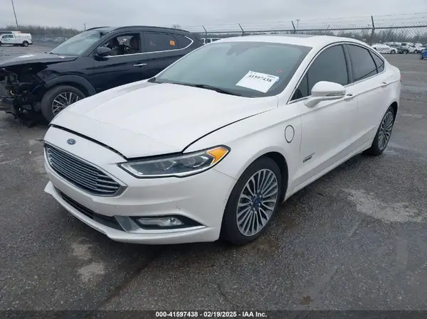 3FA6P0SU7HR191665 2017 FORD FUSION - Image 2