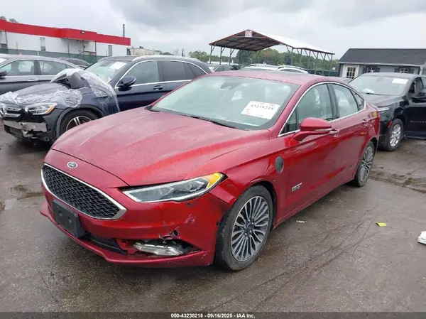 3FA6P0SU7HR212594 2017 FORD FUSION - Image 2