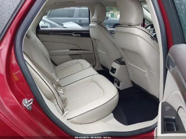 3FA6P0SU7HR212594 2017 FORD FUSION - Image 8