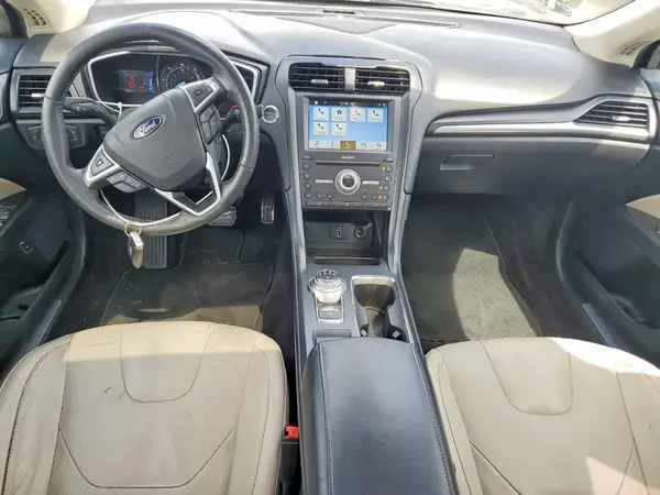 3FA6P0SU7HR225829 2017 FORD FUSION - Image 8