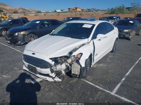 3FA6P0SU7HR229279 2017 FORD FUSION - Image 2