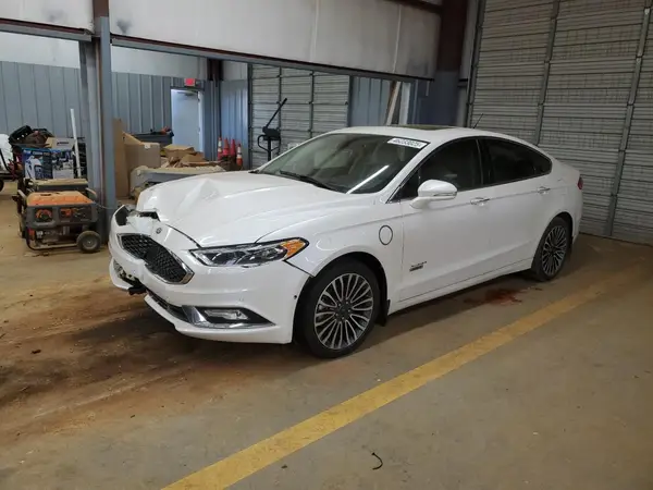 3FA6P0SU7HR269653 2017 FORD FUSION - Image 1