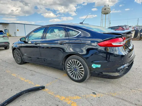 3FA6P0SU7HR275386 2017 FORD FUSION - Image 2