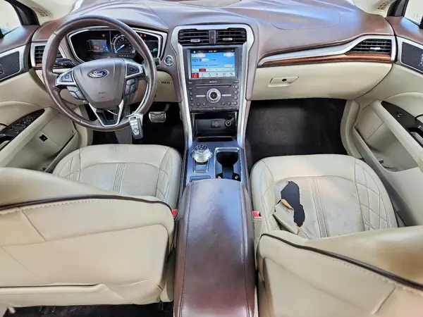 3FA6P0SU7HR275386 2017 FORD FUSION - Image 8