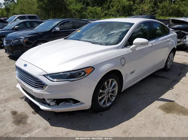 3FA6P0SU7HR306829 2017 FORD FUSION - Image 2