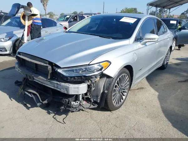 3FA6P0SU7HR312873 2017 FORD FUSION - Image 2