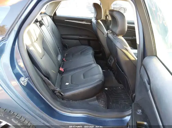 3FA6P0SU7JR123260 2018 FORD FUSION - Image 8