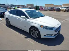 3FA6P0SU7JR273935 2018 FORD FUSION