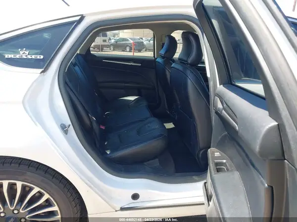 3FA6P0SU7JR273935 2018 FORD FUSION - Image 8