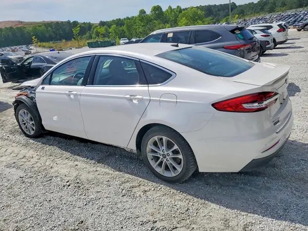 3FA6P0SU7KR101907 2019 FORD FUSION - Image 2