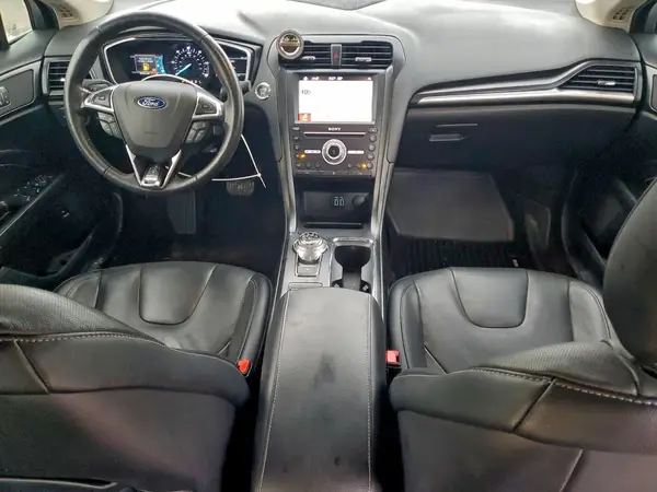 3FA6P0SU7KR157992 2019 FORD FUSION - Image 8
