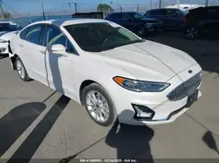 3FA6P0SU7KR175053 2019 FORD FUSION