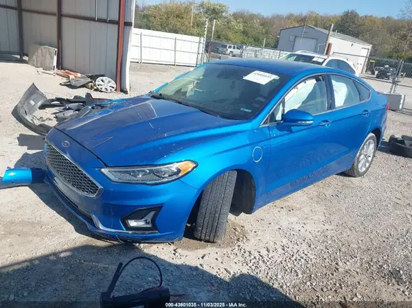 3FA6P0SU7KR190264 2019 FORD FUSION - Image 2