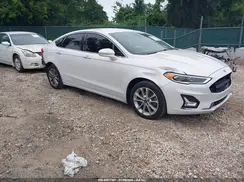 3FA6P0SU7KR228415 2019 FORD FUSION