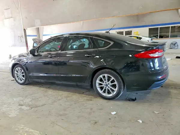 3FA6P0SU7KR258465 2019 FORD FUSION - Image 2