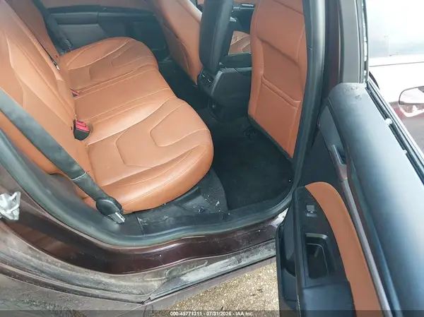 3FA6P0SU7KR258613 2019 FORD FUSION - Image 8