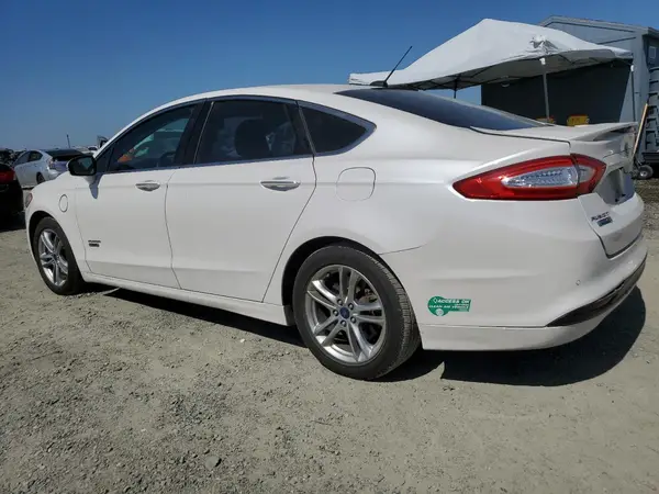 3FA6P0SU8GR157572 2016 FORD FUSION - Image 2