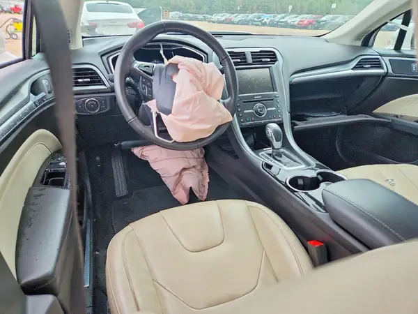 3FA6P0SU8GR189650 2016 FORD FUSION - Image 8