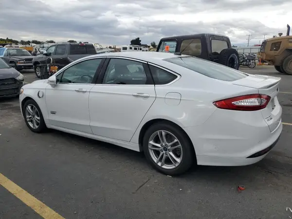 3FA6P0SU8GR194217 2016 FORD FUSION - Image 2