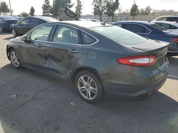 3FA6P0SU8GR194539 2016 FORD FUSION - Image 2