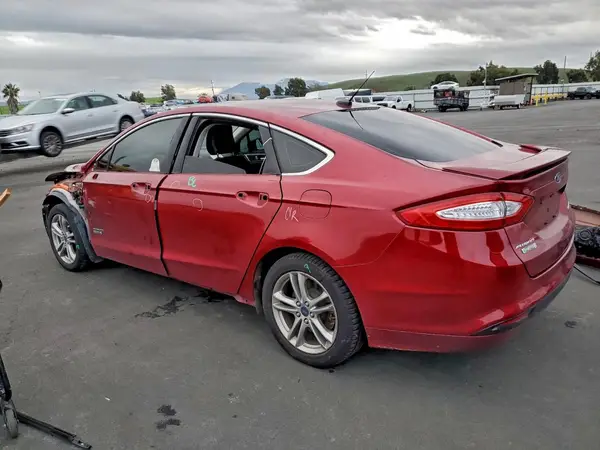 3FA6P0SU8GR195979 2016 FORD FUSION - Image 2