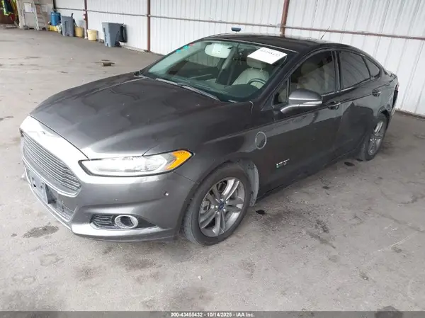 3FA6P0SU8GR241424 2016 FORD FUSION - Image 2