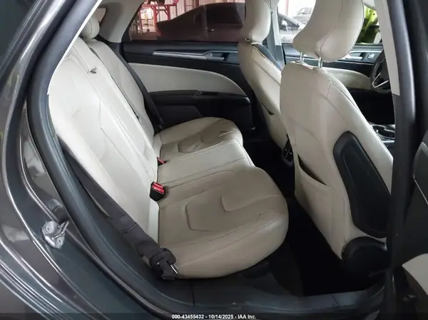 3FA6P0SU8GR241424 2016 FORD FUSION - Image 8