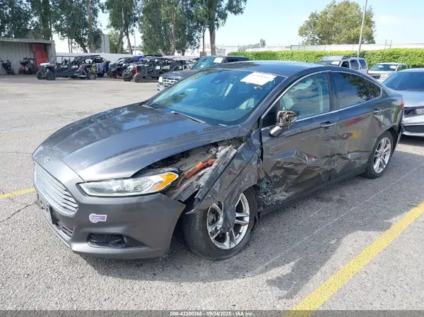 3FA6P0SU8GR283723 2016 FORD FUSION - Image 2