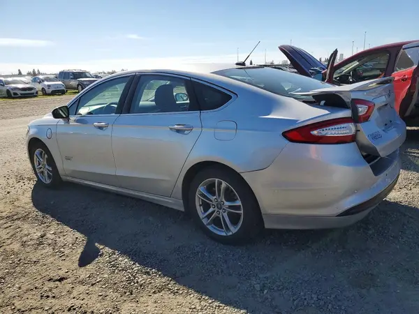 3FA6P0SU8GR357013 2016 FORD FUSION - Image 2