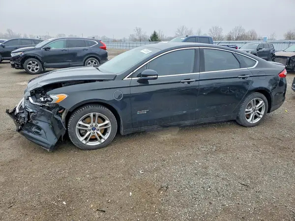3FA6P0SU8GR371932 2016 FORD FUSION - Image 1