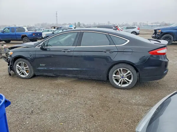 3FA6P0SU8GR371932 2016 FORD FUSION - Image 2