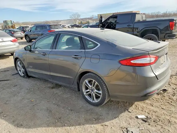 3FA6P0SU8GR402337 2016 FORD FUSION - Image 2