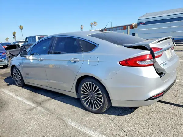 3FA6P0SU8HR105621 2017 FORD FUSION - Image 2