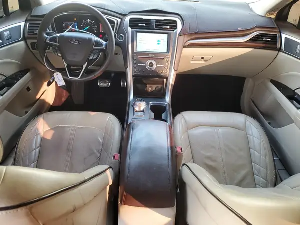 3FA6P0SU8HR138327 2017 FORD FUSION - Image 8